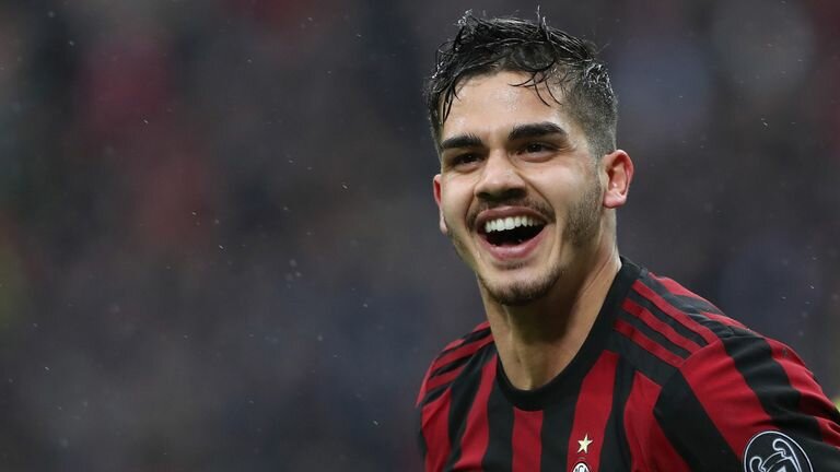 Andre Silva does not want to return, Wolverhampton his next destination?!